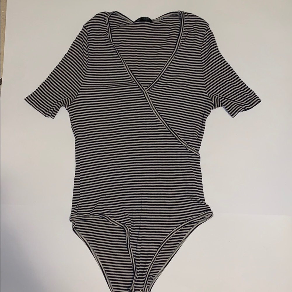 STRIPED BODY SUIT